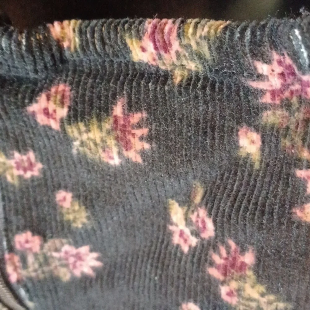 SO 90's Inspired Floral Corduroy Back Zip Dress Size Medium, NWT, Black/pink
